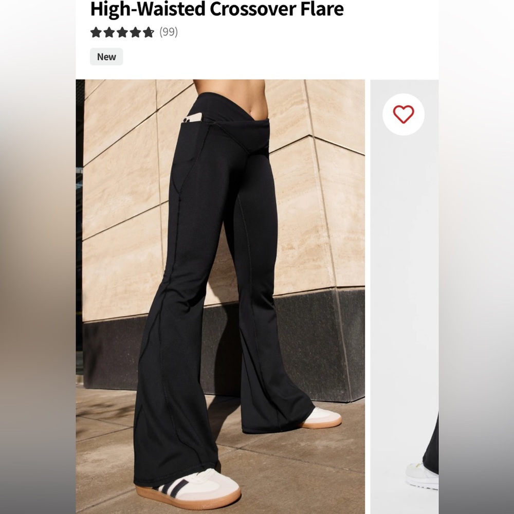 NWT Crossover Flares Fabletics